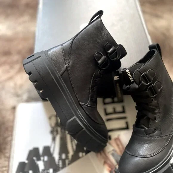 Free People x Sorel Caribou X Lace Up Boots - Picture 13 of 15